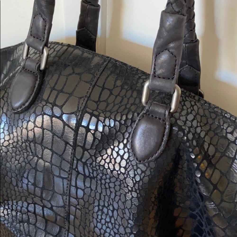 Liebeskind leather weekender tote - LIKE NEW! - Picture 4 of 6